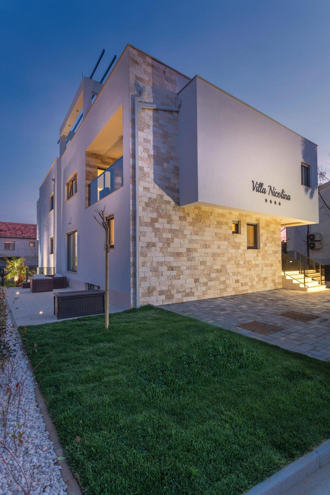 Villa Nicolina Каштела Екстер'єр фото